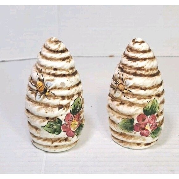 Bee Hive Bumblebee Themed Made In Japan 4" Collectible Condiment Set Vtg Decor - Picture 1 of 5